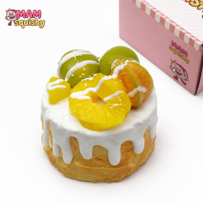 Star Fruit Cake squishy toy product image